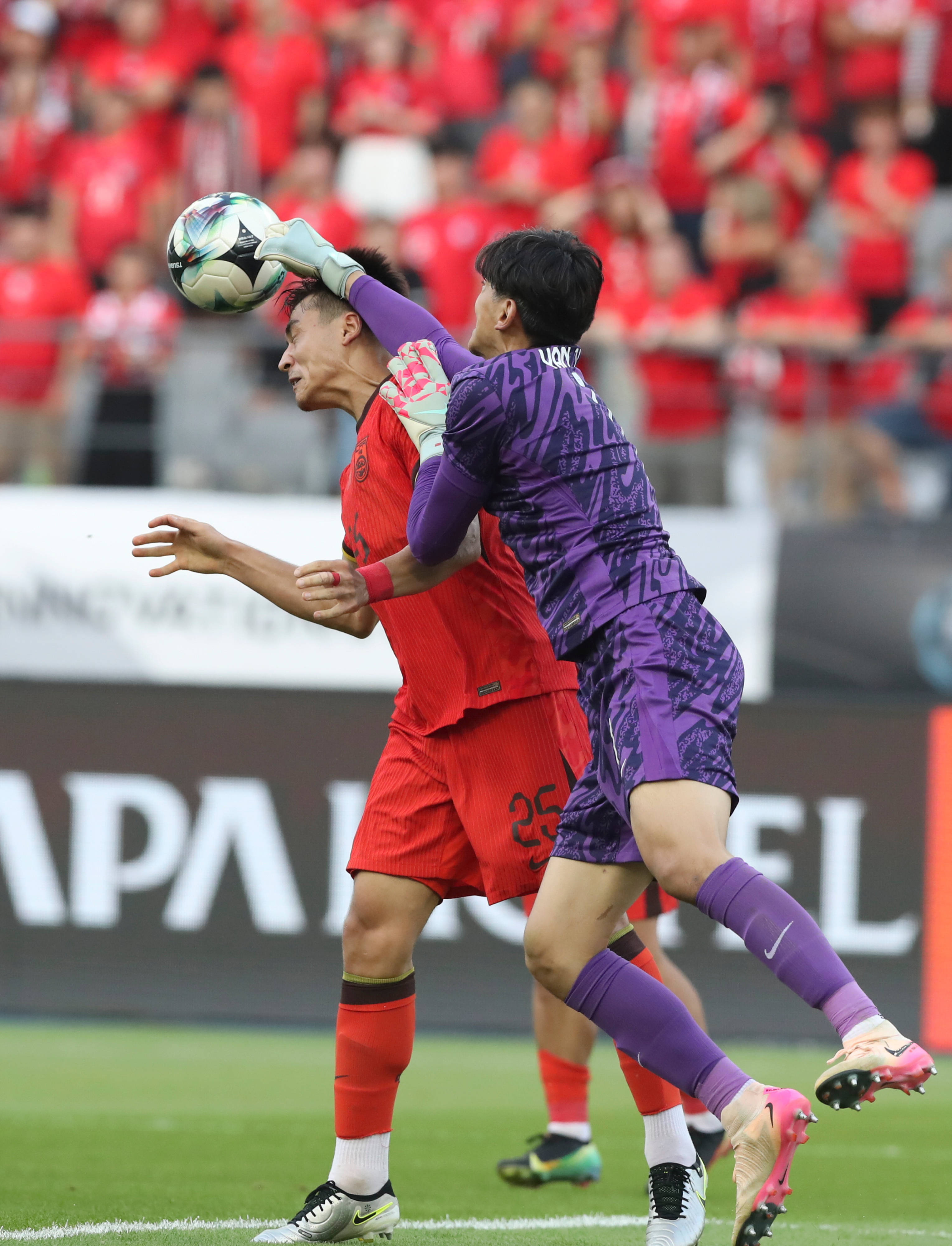 九游app下载-包含东亚球队实力出众，激烈竞技赛场争夺胜利的词条