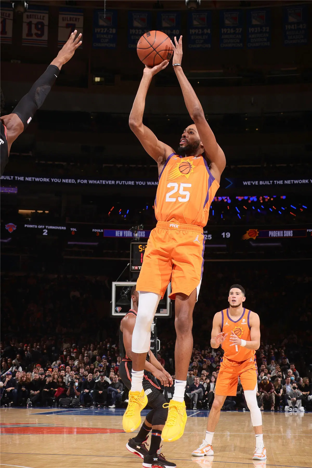 中亚俱乐部在NFC杯上连胜两场的简单介绍