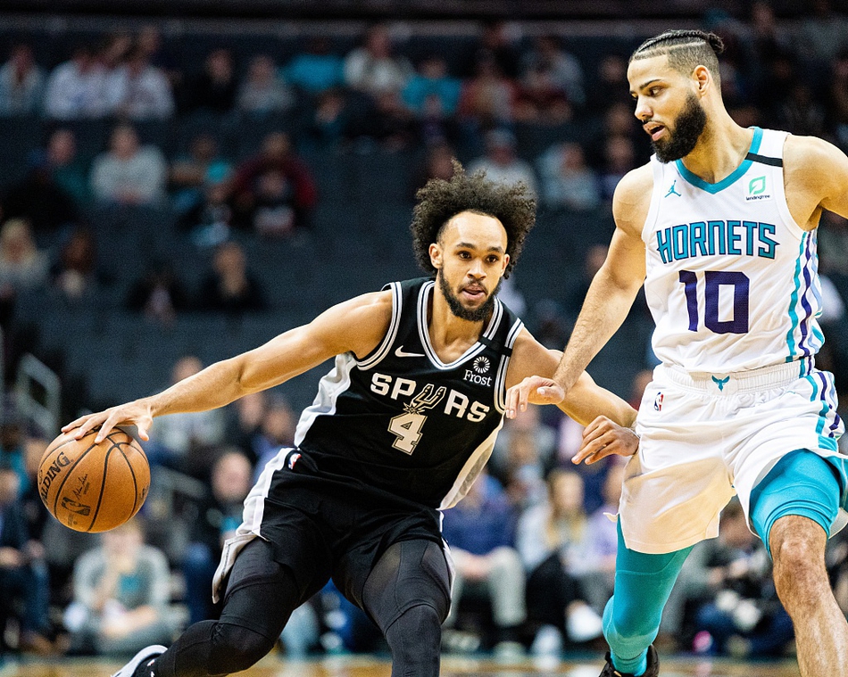 九游娱乐官方网站-黄蜂客场横扫马刺，三连胜腾空的简单介绍