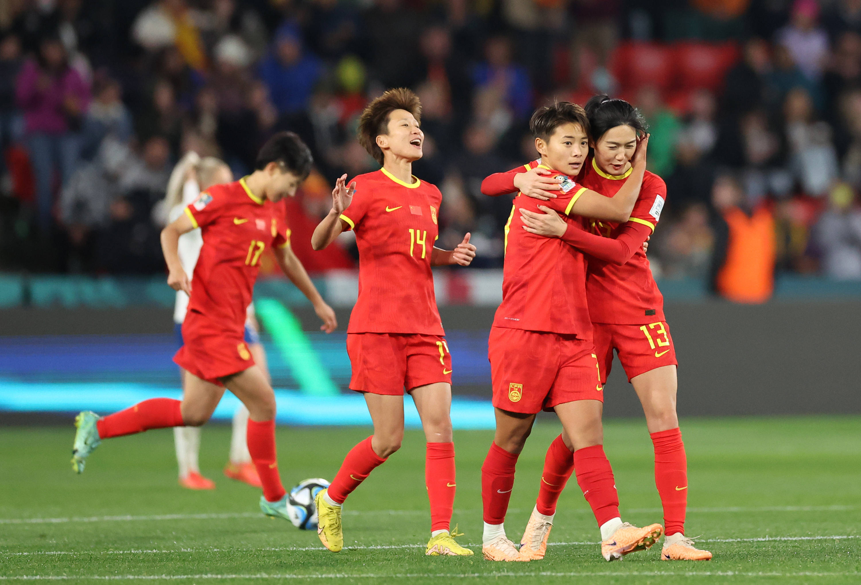 国际女足比赛中,中国队表现抢眼 国际女足比赛中,中国队表现抢眼