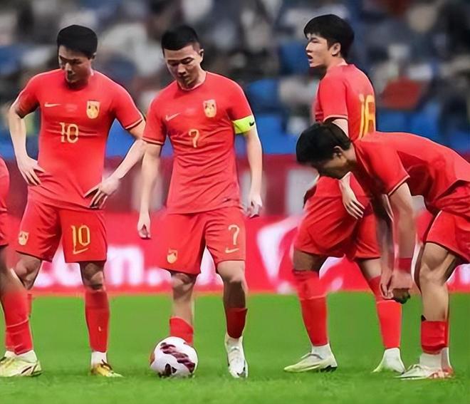 包含印度队绝杀中国队，辛杜关键制胜的词条