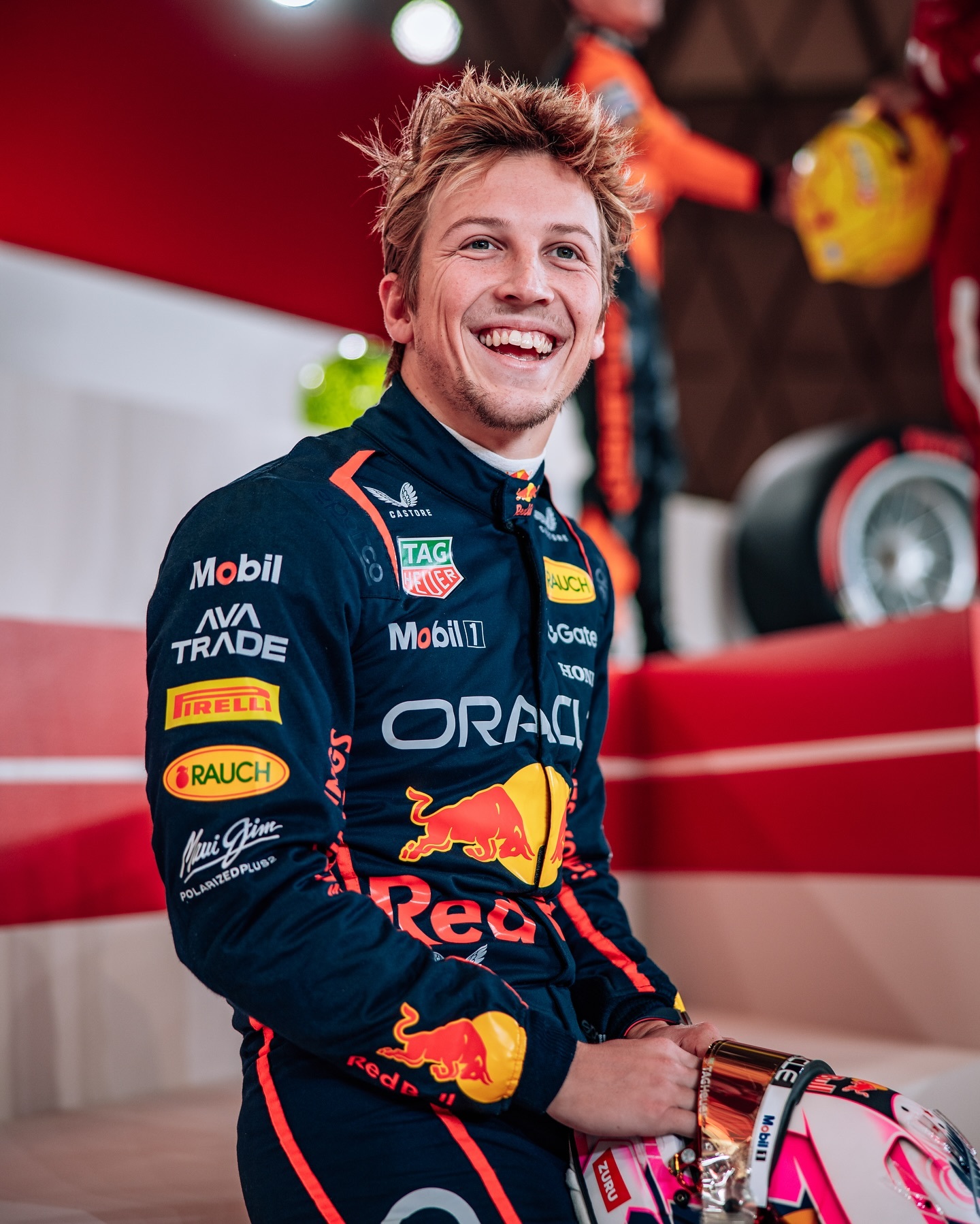 包含哈斯车队完胜红牛车队,汉密尔顿扛起全队的词条 包含哈斯车队完胜红牛车队,汉密尔顿扛起全队的词条