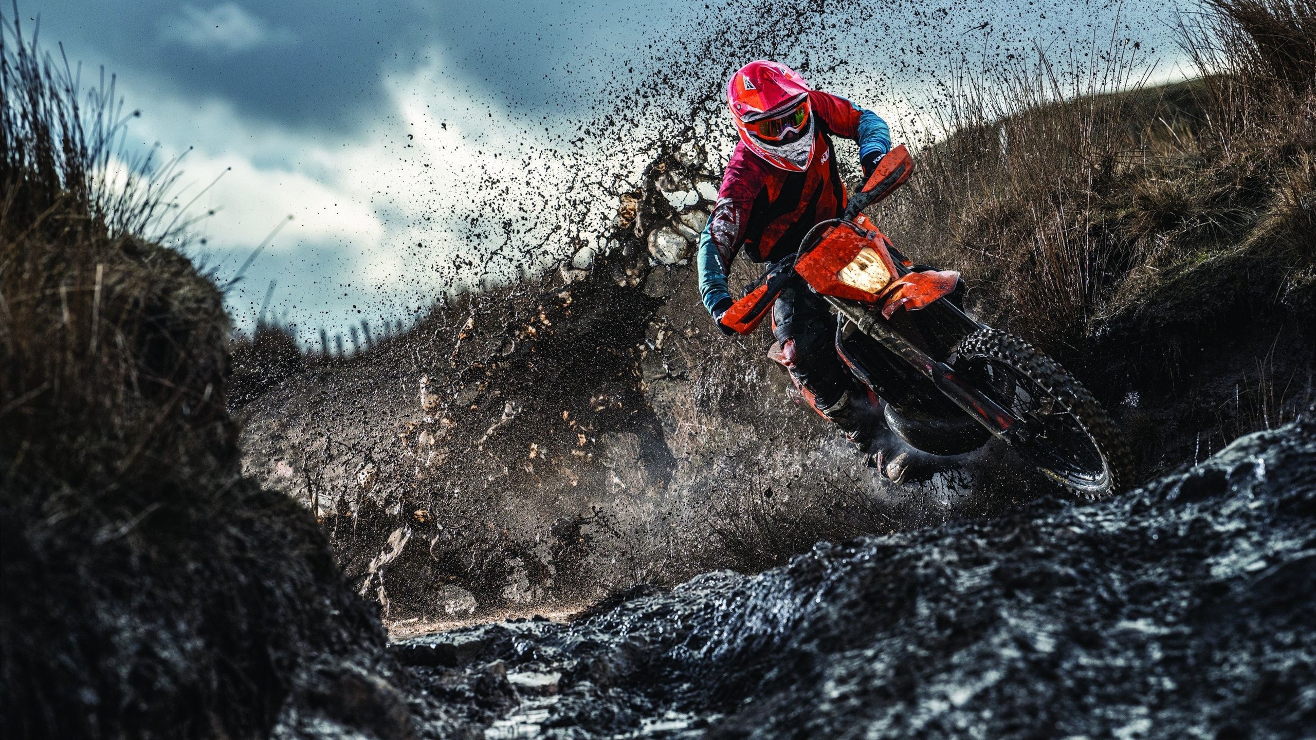 雷霆淘汰赛过关勇士，锡安成为关键先生